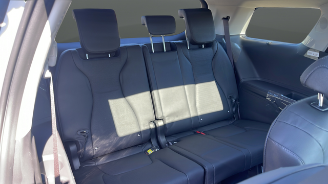 2027 Kia Carnival SX Prestige