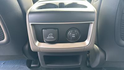 2027 Kia Carnival Hybrid SX