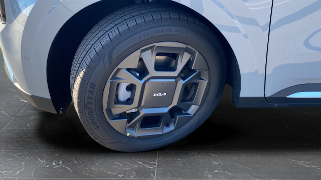 2027 Kia Carnival Hybrid SX