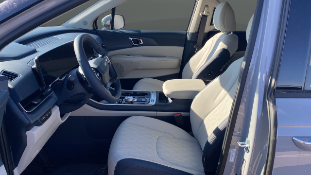 2027 Kia Carnival Hybrid SX