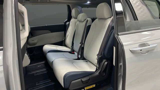 2025 Kia Carnival Hybrid SX Prestige