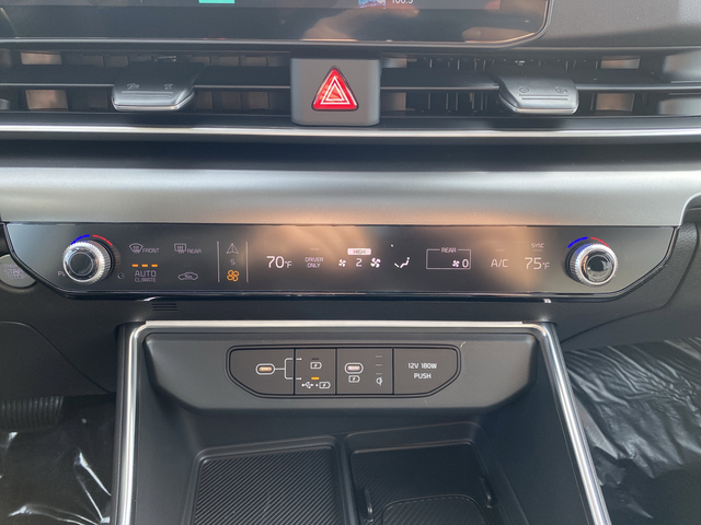 2026 Kia Carnival Hybrid SX
