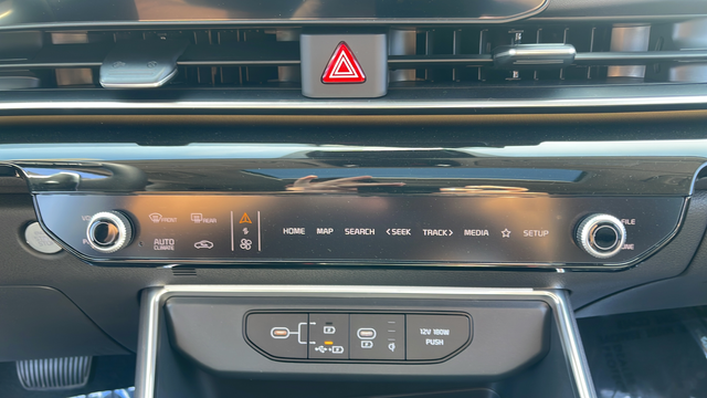 2026 Kia Carnival SX Prestige - Photo 18