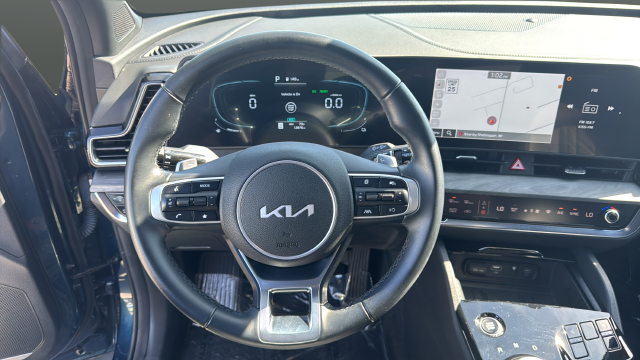 2025 Kia Sportage Plug-In Hybrid X-Line