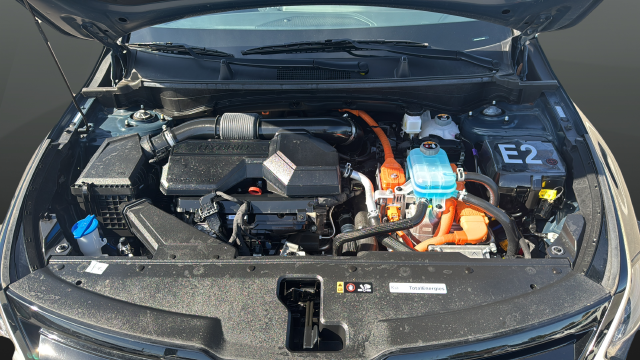 2025 Kia Sportage Plug-In Hybrid X-Line