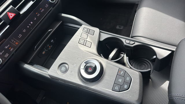 2027 Kia Sportage Plug-In Hybrid X-Line