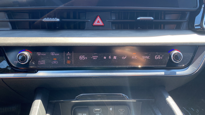 2024 Kia Sportage Plug-In Hybrid X-Line