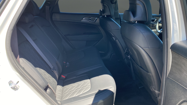 2024 Kia Sportage Plug-In Hybrid X-Line