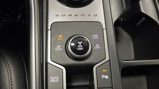 2025 Kia Sorento Hybrid EX