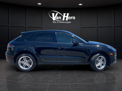 2021 Porsche Macan Base